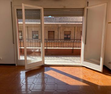 Piso de alquiler en Carrer Pare Coll, Sant Narcís - Photo 6