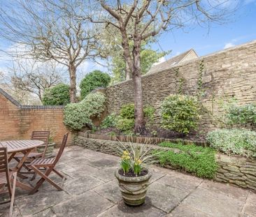 Green Lane, Woodstock - Photo 1