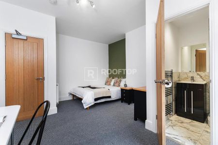 4 bedroom house to rent - Photo 2