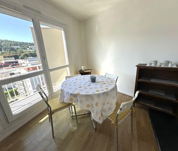 Location Appartement 1 pièce 31m² ST ETIENNE 42100 - Photo 4