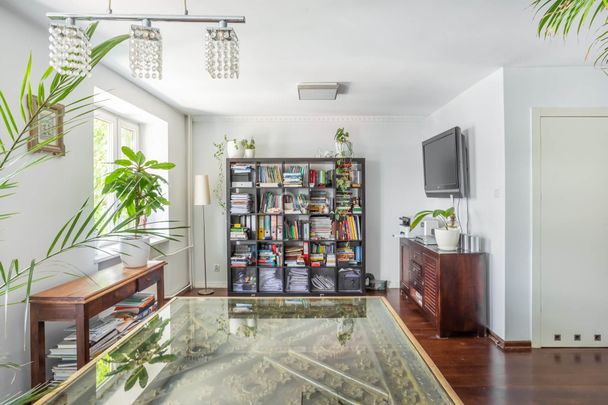 3 pokoje | Serce Warszawskiego Śródmieścia - Photo 1