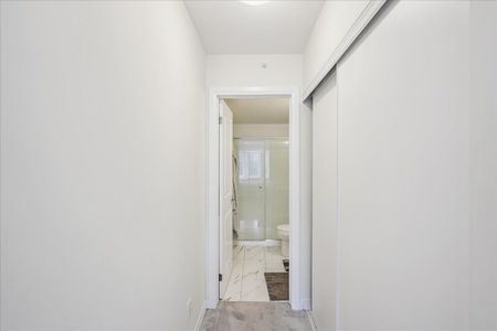 For Lease - 2635 William Jackson Drive Unit# 210, Pickering, Ontario - Photo 3