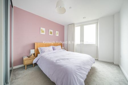 Hanbury Road, London, W3 - Photo 4