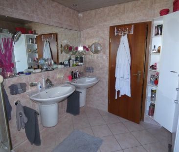 Geräumige 3-Zimmer-Wohnung mit großem Sonnenbalkon im Zweifamilienhaus - Photo 5