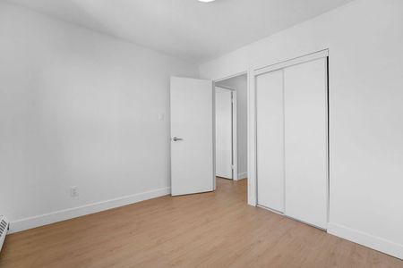 145 York St - Photo 5