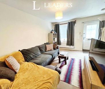 2 bedroom terraced house to rent - Photo 2