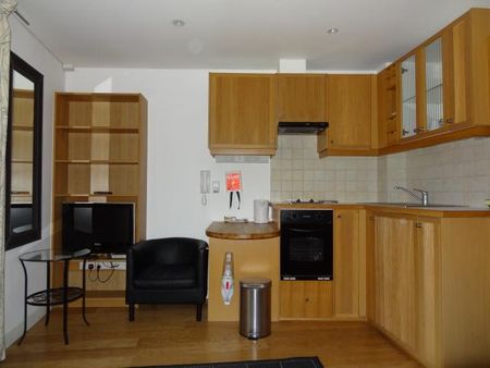 Studio to rent - Photo 5