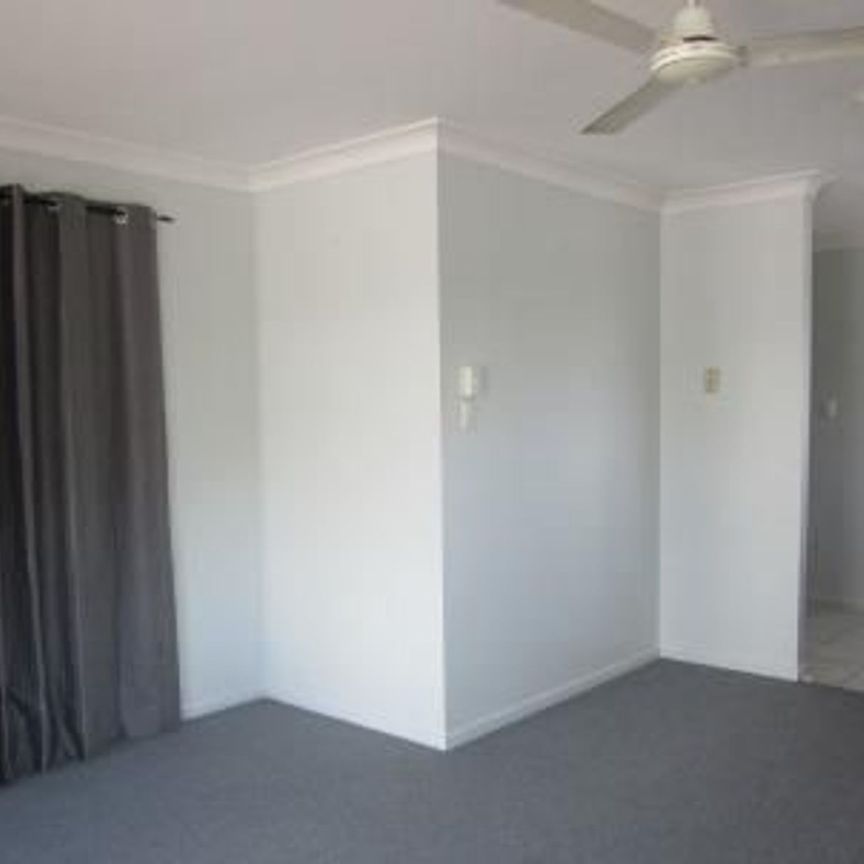 Convenient, comfortable, and close to everything Hermit Park has to offer - Photo 1