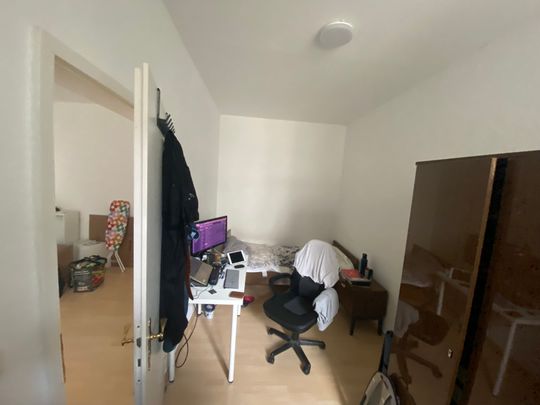 Kleine aber feine 2-Raumwohnung mit Einbauküche sucht Dich ! - Photo 1