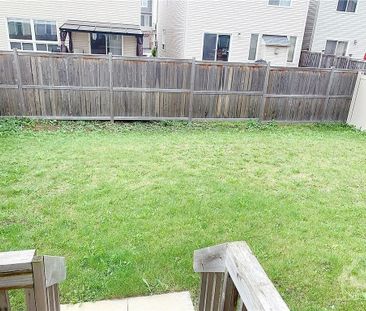 For Lease - 319 Brambling Way, Barrhaven, Ontario - Photo 4