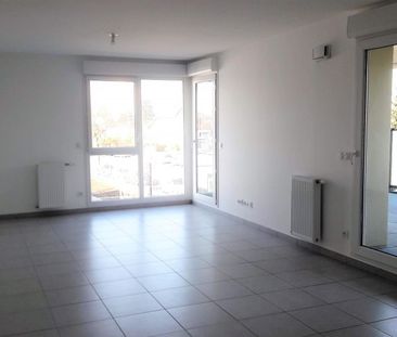 location Appartement T4 DE 83.5m² À VILLEURBANNE - Photo 6
