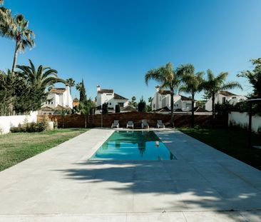 Detached Villa in Nueva Andalucía - Photo 3