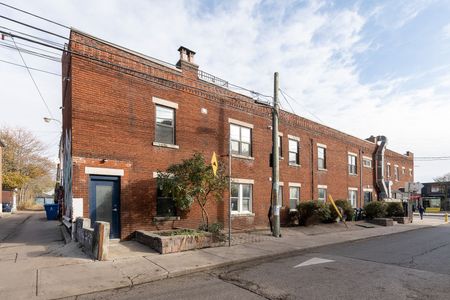 For Lease - 820 St. Clair Avenue Unit# 3, Toronto, Ontario - Photo 2