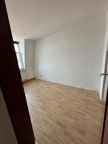 Renovierte 2-Raumwohnung Dachgeschoss in Wilkau-HaÃlau ab sofort zu vermieten - Photo 2