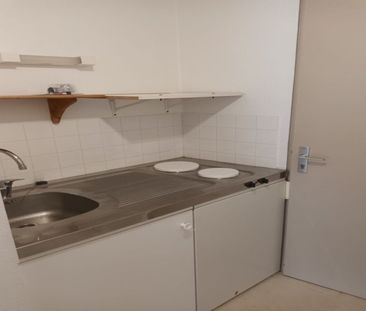 Location Appartement 1 pièce 16m² REIMS 51100 - Photo 1