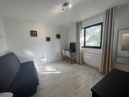Apartment - Photo 3