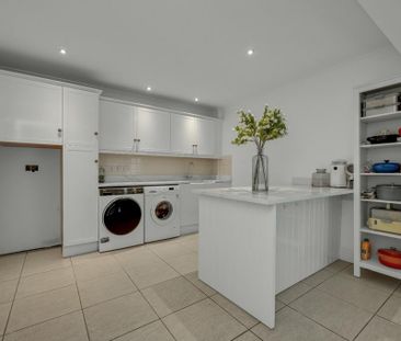 4 bedroom terraced house to rent - Photo 4