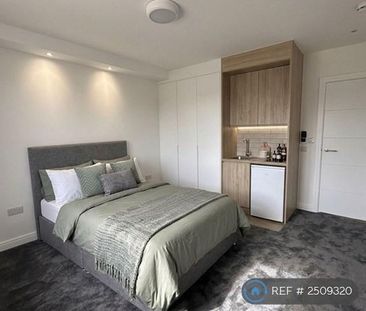 1 bedroom in a house share to rent - Photo 4