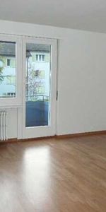 Beautiful 2.0-room apartment in Zurich-Seebach! - Photo 3