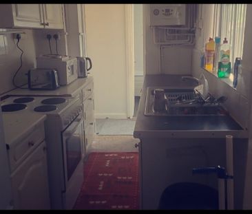 Room in a Shared House, Eva Road, B18 - Photo 1