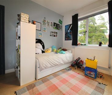 3 Bedroom Semi Detached To Let - Photo 5