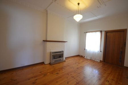 34 Clark Avenue - Photo 4