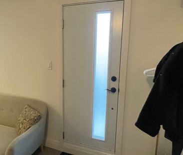 For Lease - 930 Lake Drive Unit# 5, Georgina, Ontario - Photo 4