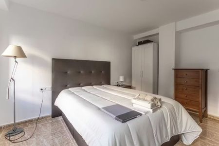 Carrer del Poeta Mas i Ros, Valencia, Valencian Community 46022 - Photo 4