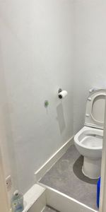 1 Bed Flat, Church Road, BN3 - Photo 3