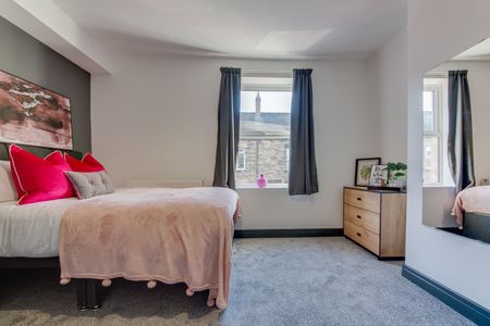 1 bedroom property to rent Farrar Street, Barnsley, South Yorkshire, S70 - Photo 3