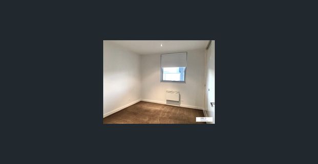 Contemporary 2 bedroom, 2 Bathroom and 1 car close to Highpoint - Photo 1