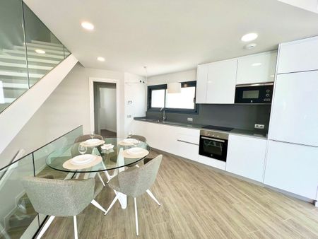 Apartamento planta baja en alquiler en Estepona - Photo 4