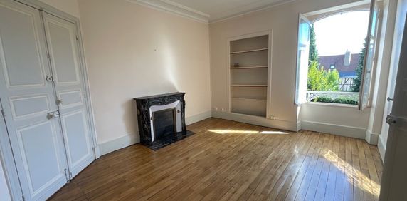 Location Appartement 2 pièces 55m² BOURGES 18000 - Photo 2