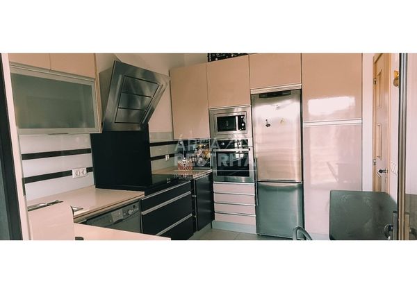 Apartamento T2 em Setúbal