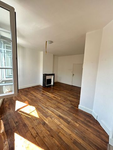 Location Appartement 4 pièces 98m² - Photo 2