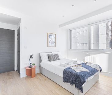 Studio to rent - Photo 1