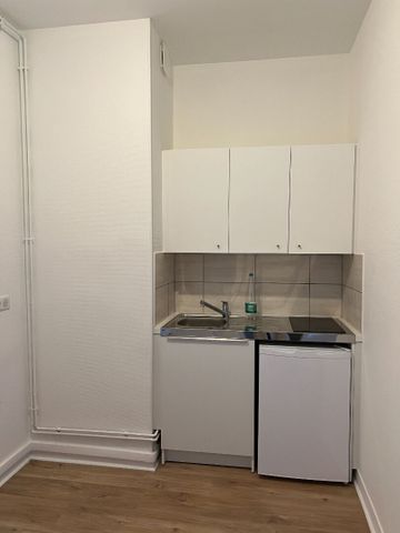 Location Appartement 1 pièce 40m² - Photo 5