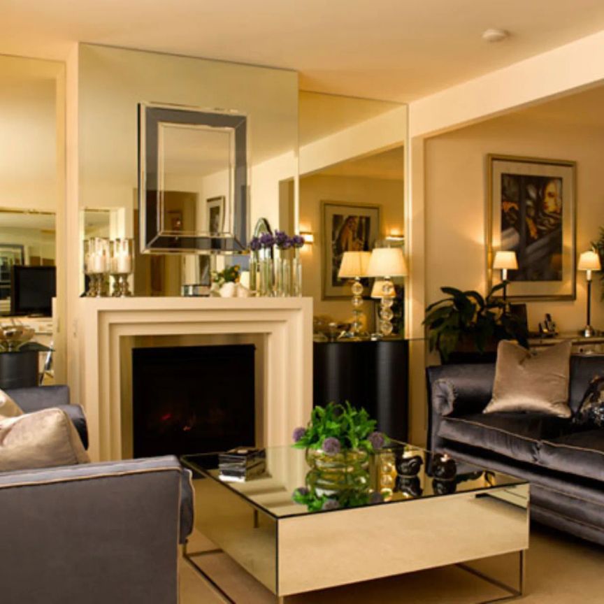 The Maxine – Beautiful and Sophisticated Furnished Apartment - Photo 1