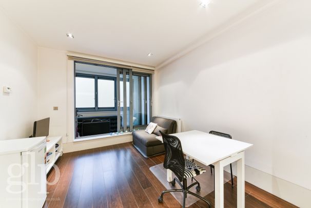 1 Bedroom Apartment, Slingsby Place, Covent Garden, WC2E - Photo 1