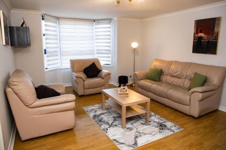 2 Bed Flat, Riverside Drive, AB11 - Photo 2