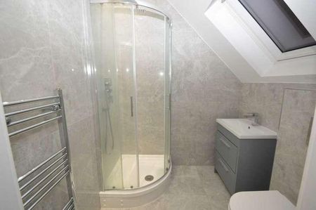 Kenley, CR8 - Photo 5