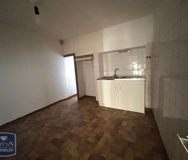 Location Appartement 2 pièces 53m² CARPENTRAS 84200 - Photo 2