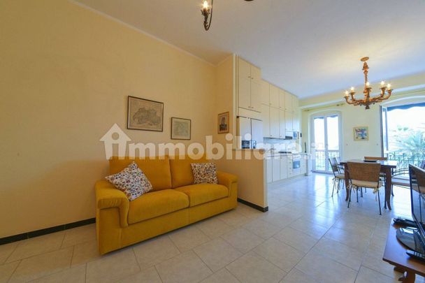 Trilocale via Campana, Centro, Varazze - Photo 1