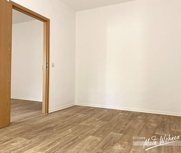 Seniorengerechte 2-Raum-Wohnung mit Balkon und Aufzug - Photo 3