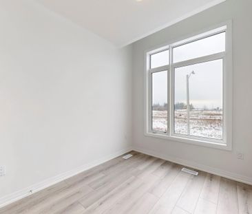 For Lease - 34 Kamper Avenue, Richmond Hill, Ontario - Photo 1