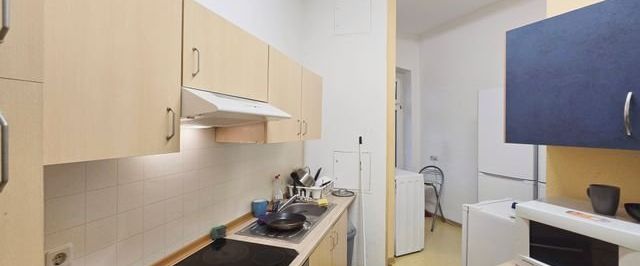 STUDENTEN AUFGEPASST! WG- geeignete 6- Raum- Wohnung mit mÃ¶blierter KÃ¼che - Foto 1