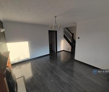 3 bedroom detached house to rent - Photo 1