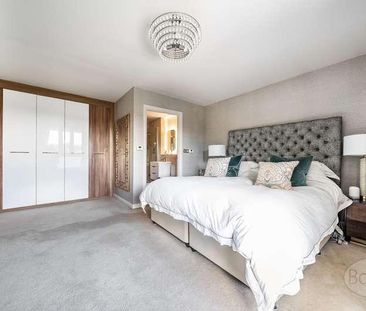 Trinity Hill, Medstead, Alton, Hampshire, GU34 - Photo 3