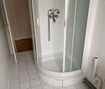 Location Appartement 3 pièces 77m² - Photo 2