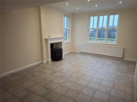 3 bedroom detached house to rent - Photo 4